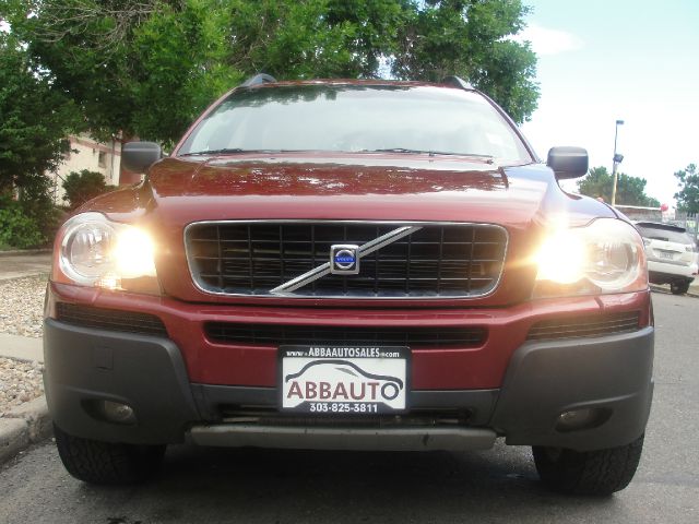 2004 Volvo XC90 3.0si Navigation Pano Htd Sts