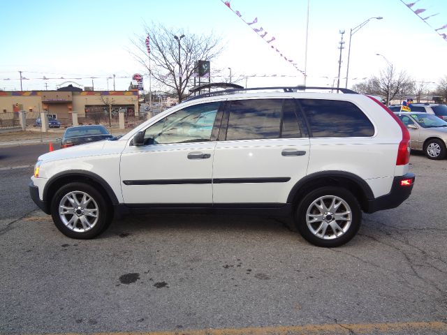 2004 Volvo XC90 3.0si Navigation Pano Htd Sts