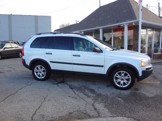 2004 Volvo XC90 3.0si Navigation Pano Htd Sts