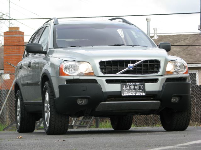 2004 Volvo XC90 3.0si Navigation Pano Htd Sts