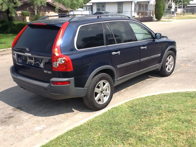 2004 Volvo XC90 4WD 4dr Sport