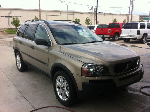 2004 Volvo XC90 4WD 4dr Sport