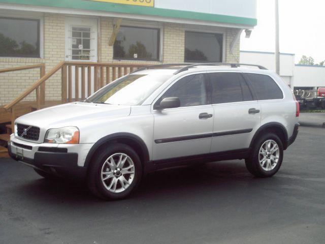 2004 Volvo XC90 3.0si Navigation Pano Htd Sts