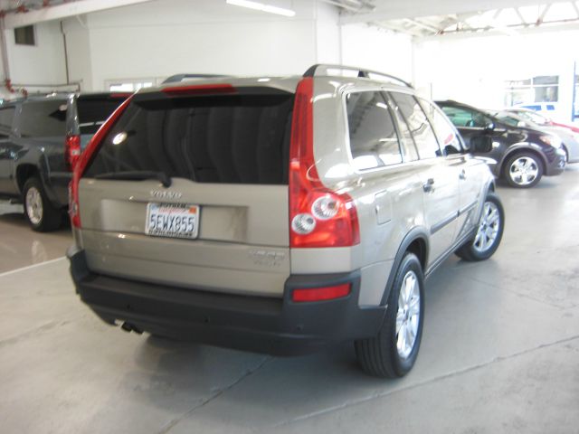 2004 Volvo XC90 3.0si Navigation Pano Htd Sts