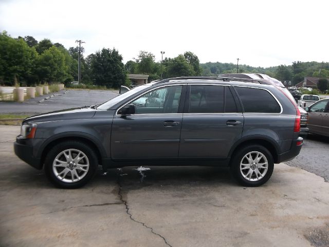 2005 Volvo XC90 SE-R