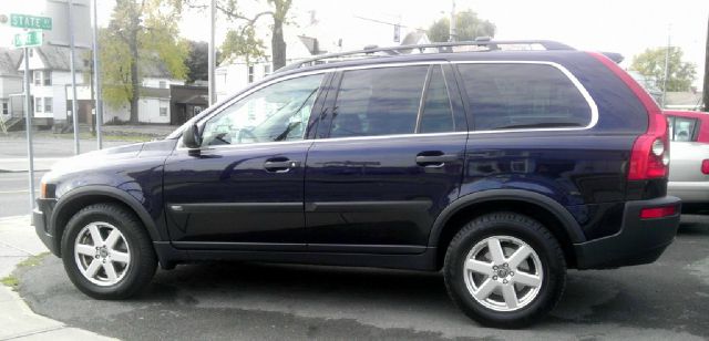 2005 Volvo XC90 Sport 4x4 SUV