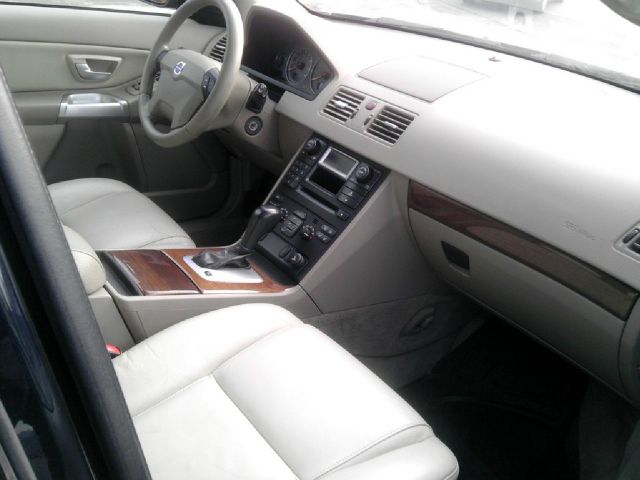2005 Volvo XC90 Sport 4x4 SUV