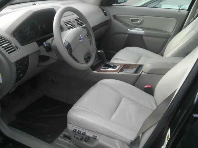 2005 Volvo XC90 Sport 4x4 SUV