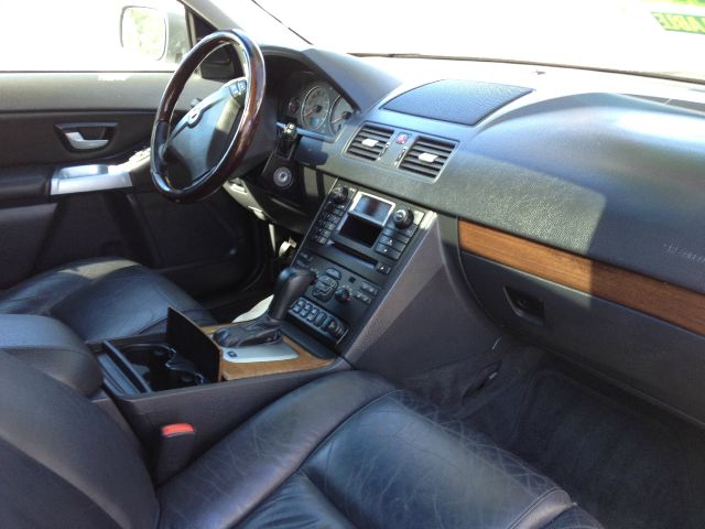 2005 Volvo XC90 SE-R