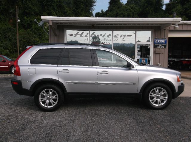 2005 Volvo XC90 SE-R