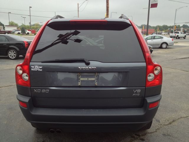 2005 Volvo XC90 SE-R