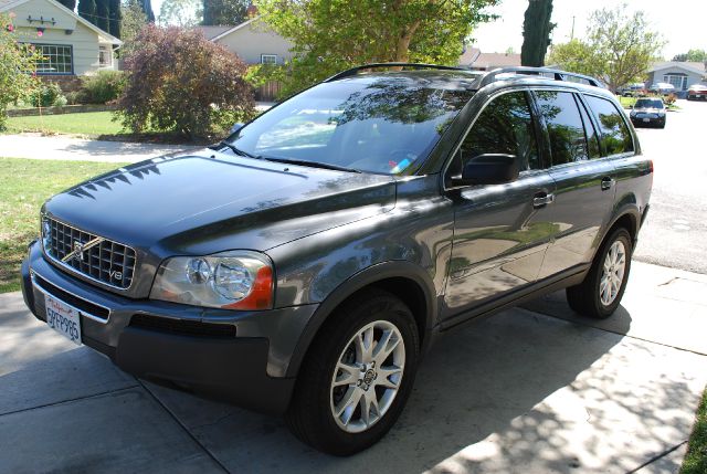 2005 Volvo XC90 SE-R