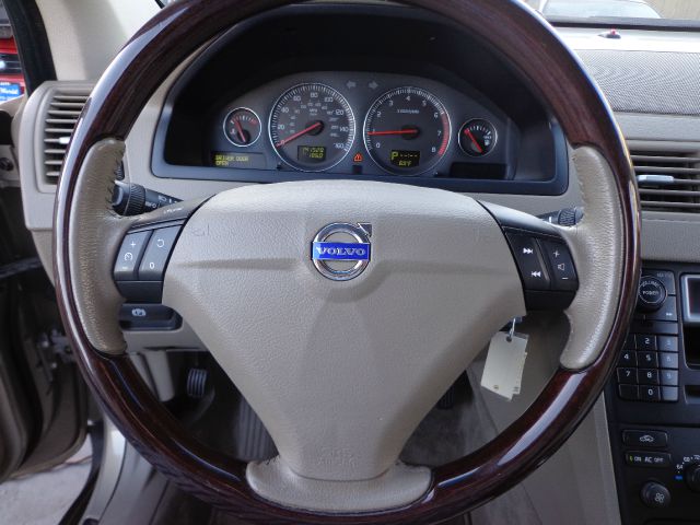 2005 Volvo XC90 3.0si Navigation Pano Htd Sts