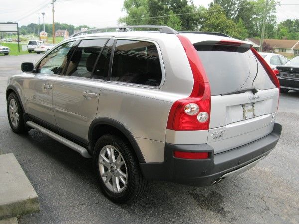 2005 Volvo XC90 SE-R