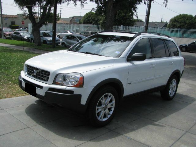 2005 Volvo XC90 SE-R