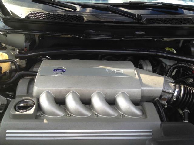 2005 Volvo XC90 SE-R