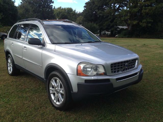 2005 Volvo XC90 SE-R