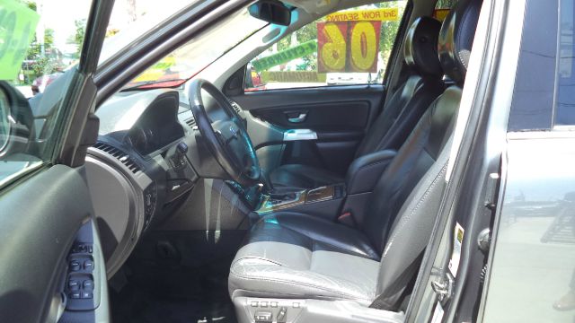 2006 Volvo XC90 T6 AWD Leather Moonroof Navigation
