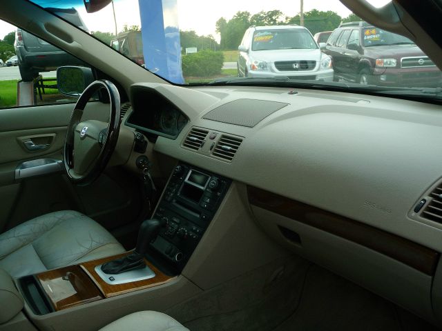 2006 Volvo XC90 4WD 4dr Sport
