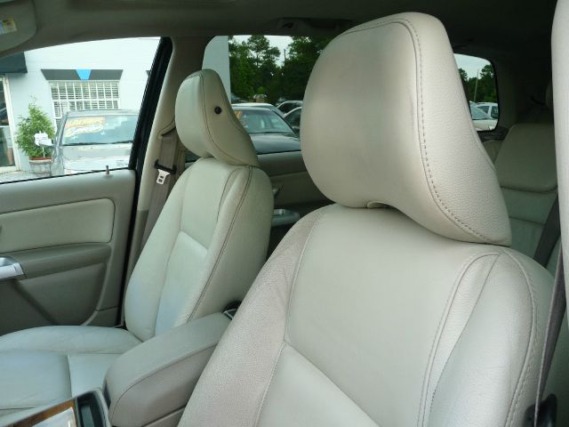 2006 Volvo XC90 4WD 4dr Sport