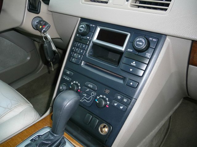 2006 Volvo XC90 4WD 4dr Sport