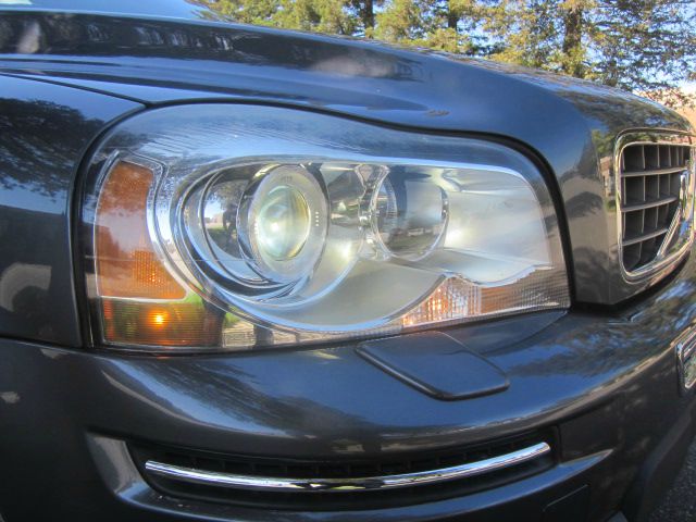 2008 Volvo XC90 Roadster Quattro AWD Convertible