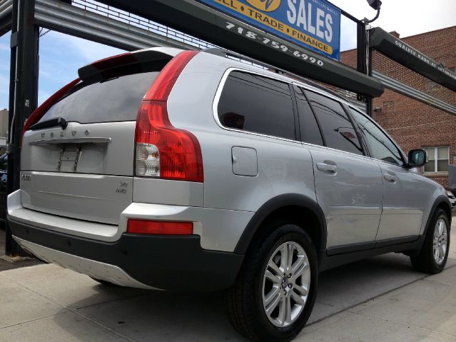 2010 Volvo XC90 ZX3 S