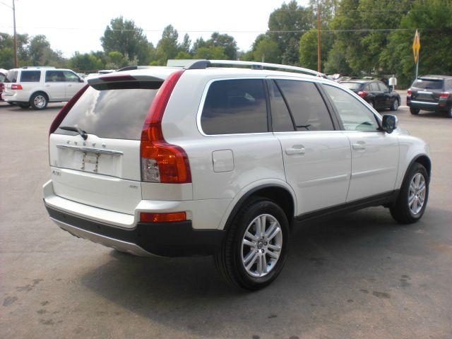 2011 Volvo XC90 ZX3 S