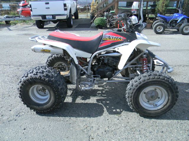 2001 YAMAHA Blaster Automatic Leather/sunroof