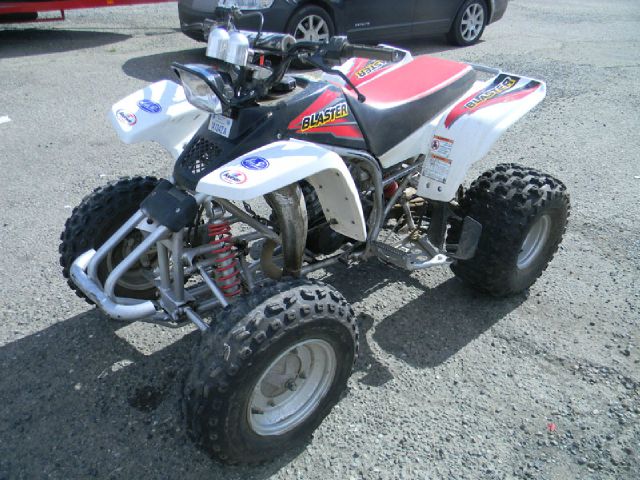 2001 YAMAHA Blaster Automatic Leather/sunroof