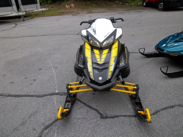 2006 YAMAHA Nytro ER With Navigation AWD Sedan