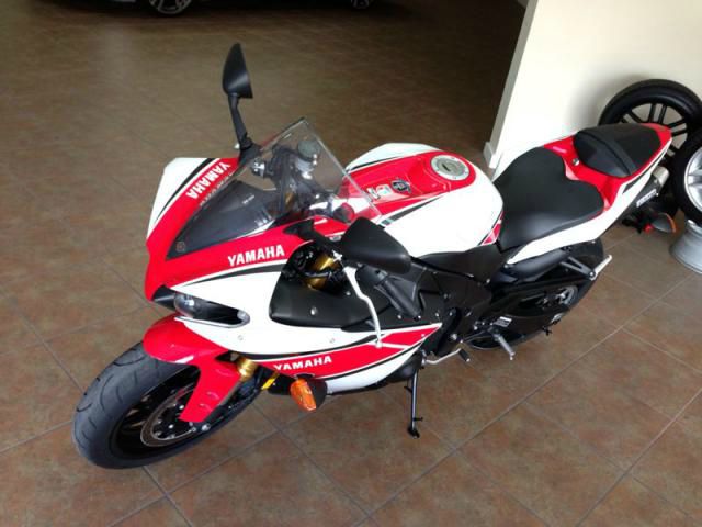 2012 YAMAHA R1 LTZ 4WD W/sunroof