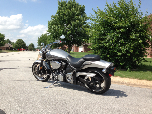 2009 YAMAHA Road Star XLT Premiuim E.L