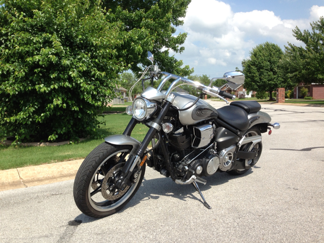 2009 YAMAHA Road Star XLT Premiuim E.L