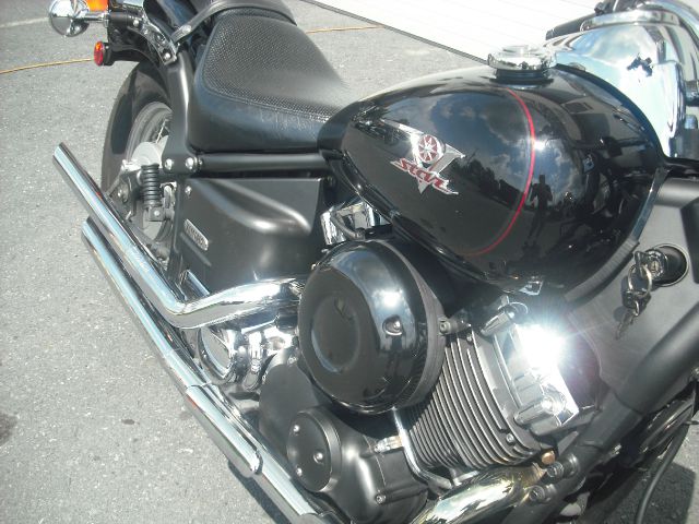 2005 YAMAHA Vstar 650 14 Box MPR