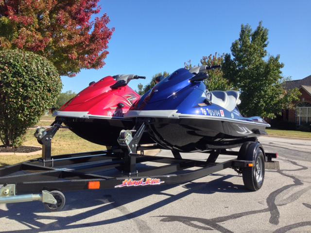 2013 YAMAHA VX WaveRunners Sedan 4 D