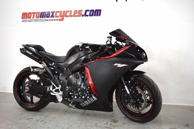 2011 YAMAHA YZF-R1 Unknown
