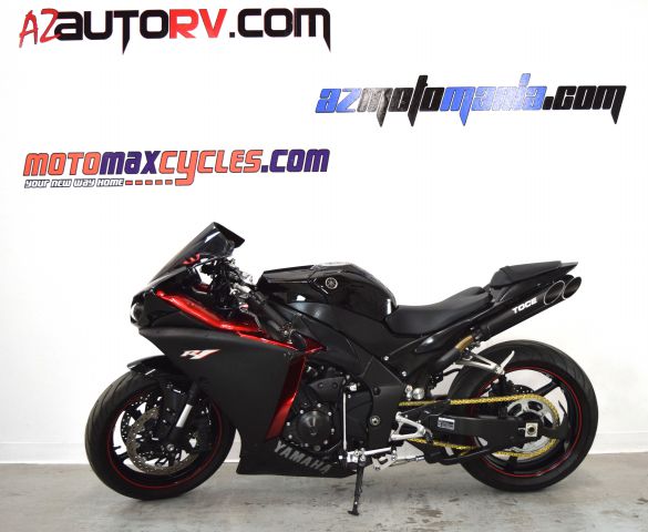 2011 YAMAHA YZF-R1 Unknown