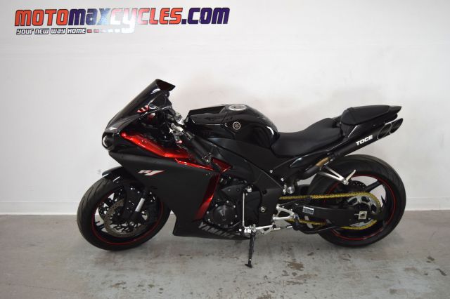 2011 YAMAHA YZF-R1 Unknown