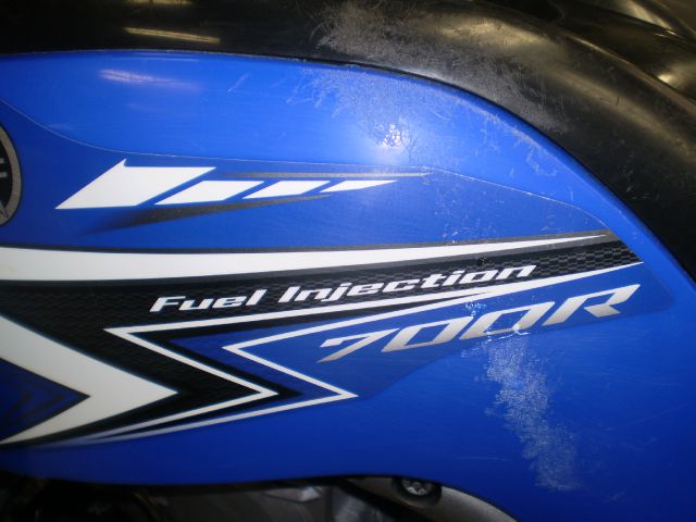 2011 YAMAHA Raptor Premium P2 Package